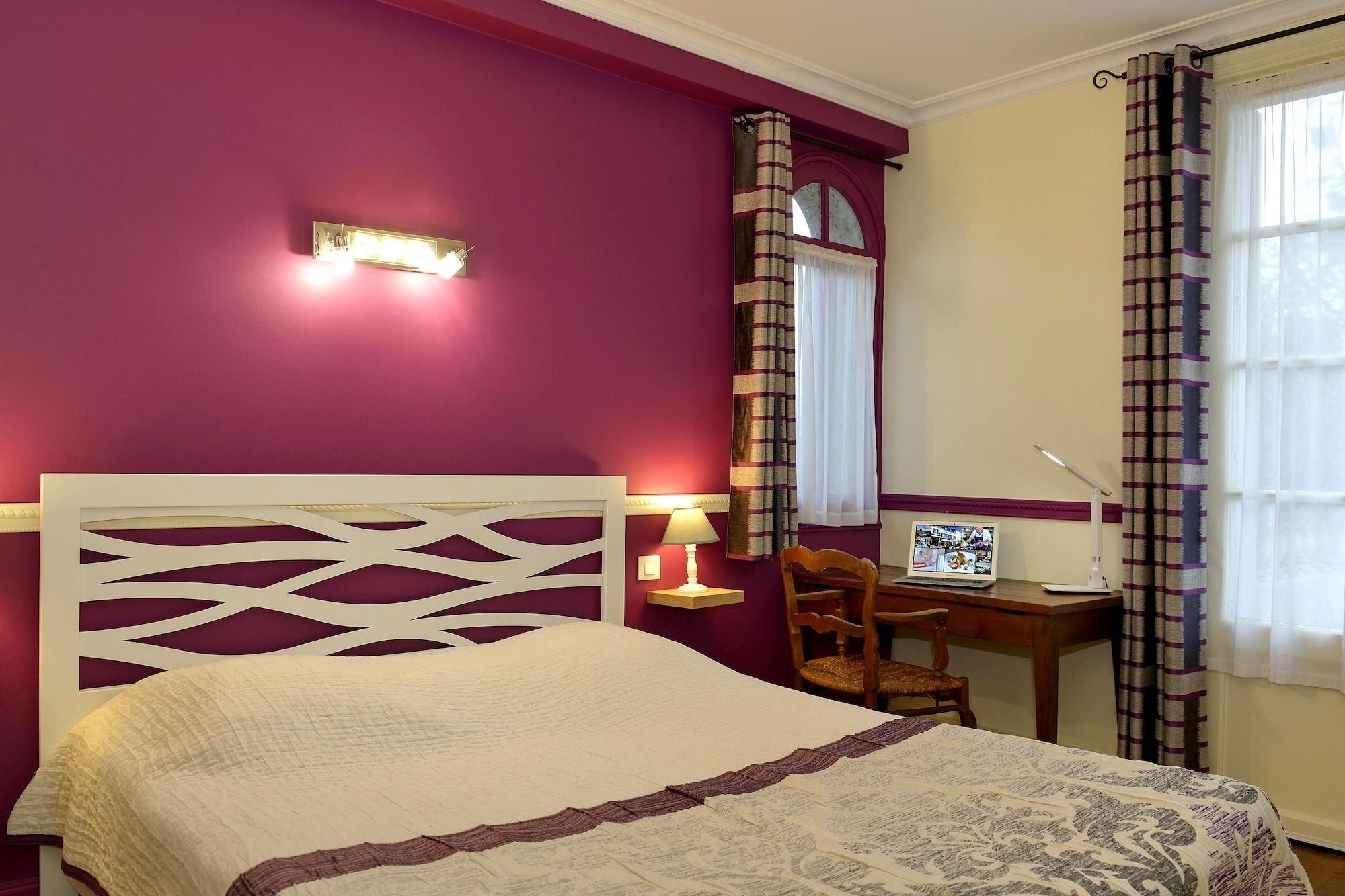 Logis Manoir De La Giraudiere Beaumont-en-Véron المظهر الخارجي الصورة