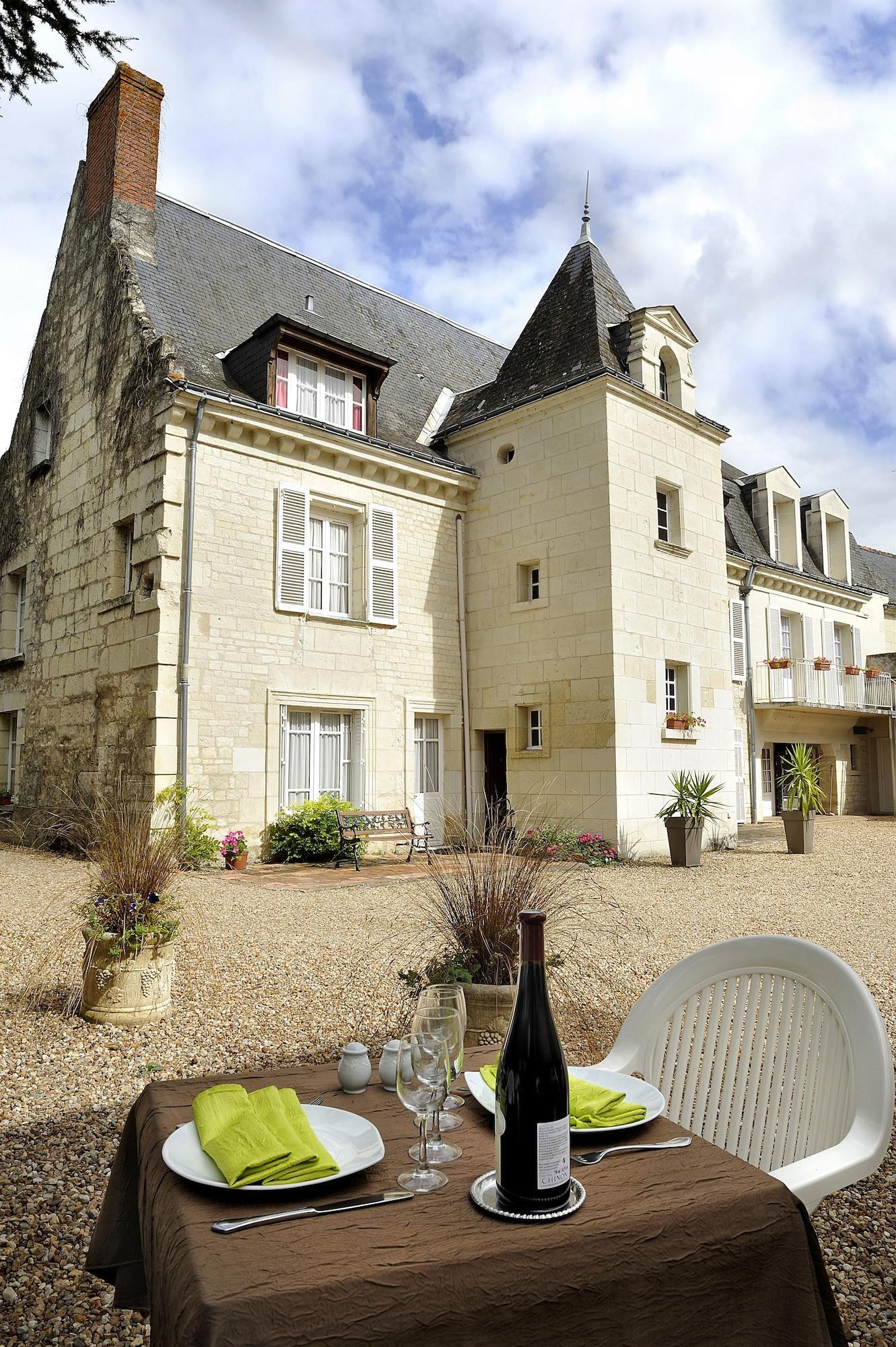 Logis Manoir De La Giraudiere Beaumont-en-Véron المظهر الخارجي الصورة