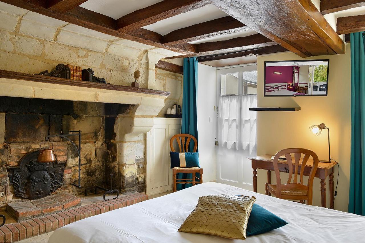 Logis Manoir De La Giraudiere Beaumont-en-Véron المظهر الخارجي الصورة